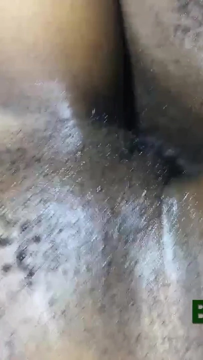 Эпический момент из "Пришла на уборщицу и трахнули на столе номера"