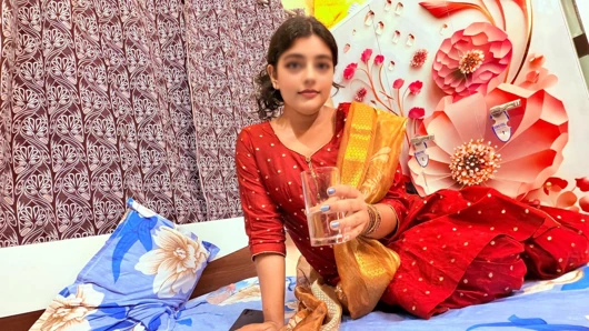İlk gece yeni evli Hintli desi müslüman çift romantik seks yapıyor, Hintli ilk gece Hintçe sesli seks mms