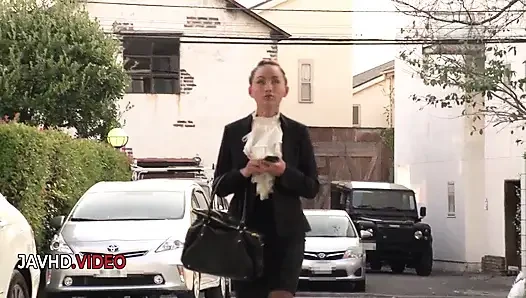 Japon hatun Ray ateşli sakso seansı sonrası sert sikiliyor