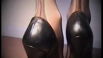 naylon çorap ve dantel külot