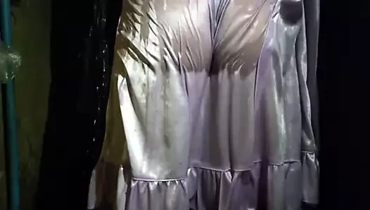 Sıcak nisha banyo çıplak içinde köpek stili