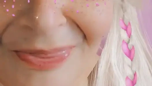 Peter tokatlıyor bu fahişelerin yüzüne boşalıyor