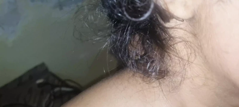 Трахаю индийскую девушку с красивой черной киской