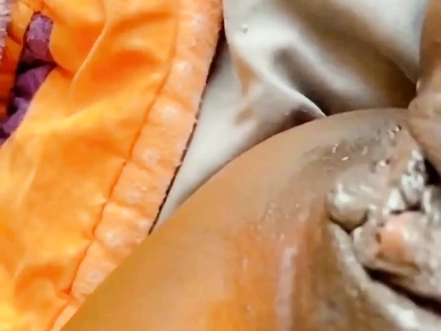 O ağır Fışkırtmayı Tutamıyorum