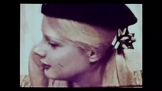 Nostaljik porno retro erotik tiyatro - femme scouts