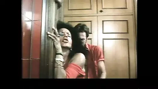 Marina un Corpo da Godere - Scene 1