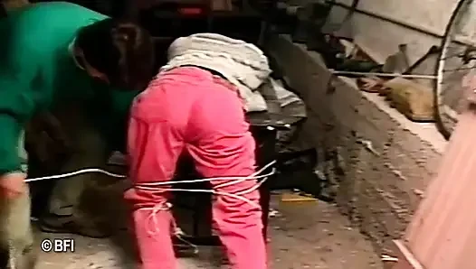 Tamircinin yıkımı.