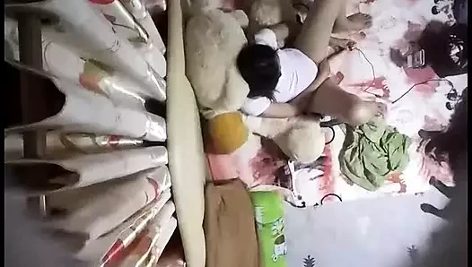 Kız arkadaşın evde yalnızken 203