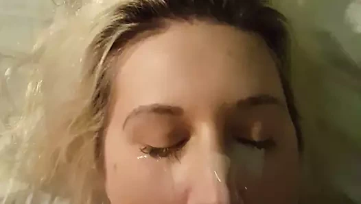 Büyük yüze boşalma