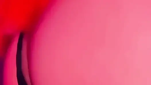 LOOK AT MY BIG BUTTOCKS AND MY AROUSED BODY WHILE I PUT A BIG DILDO AND WITH WHICH I ENDED UP LUSTFUL AND WANTING TO MOAN