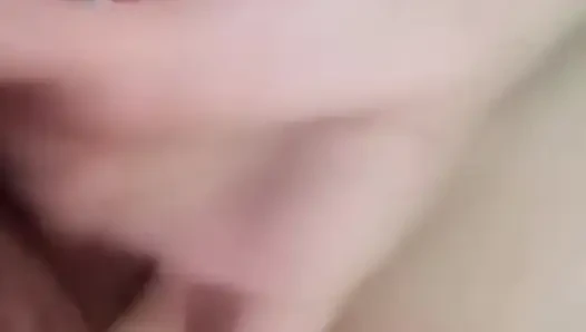 Üvey erkek kardeş üvey kız kardeşini sikiyor üvey erkek kardeş dasi evde sikişiyor
