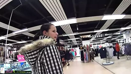 Mallcuties - sevimli Deni arkadan sikiliyor