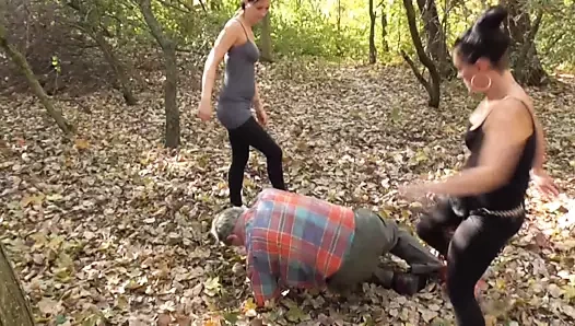 Bratty kızlar tekme