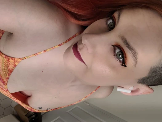 pembe saçlı MİLF var sallama orgazm