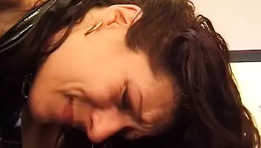 Alman sürtük ile nazik göte şaplak atma eylemi