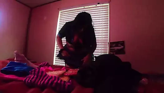 Fwb, bf'yi dışarıda bekletiyor