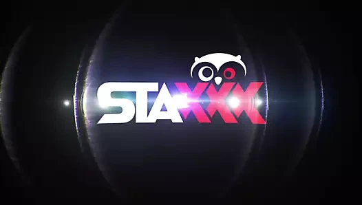 Sıska japon kız öğrenci bir düzmece biter