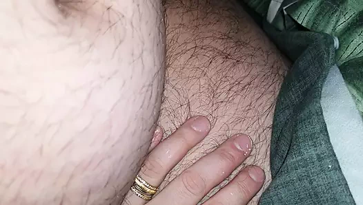 Üvey anne kocasını mastürbasyonla neredeyse yakalıyor üvey oğlu yarak