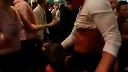 Kulüp fahişeler dans et ve yarak al