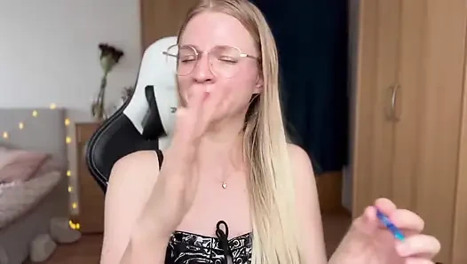 Asmr rol yapma uygunsuz ve kaba muamele