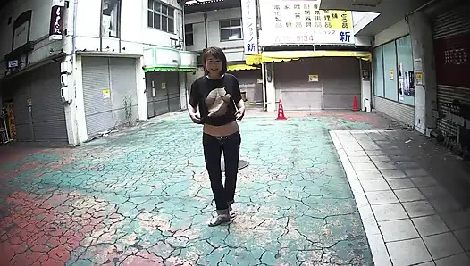 MILF in ultra low rise jeans outdoors..