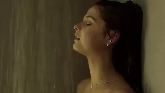 StefanieScott Filme Invasao De Privacidade 2016 Dublado 480P