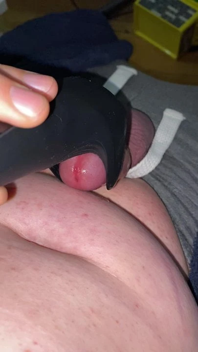 Моя новая игрушка, и я кончаю