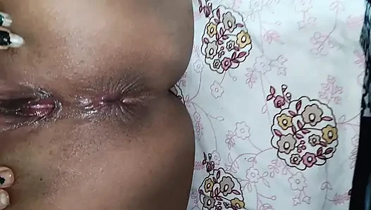 Ev karım seks videosu oluşturuyor