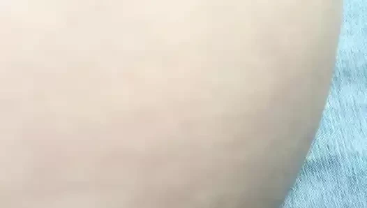 Latina arka koltukta bbc kafa verir