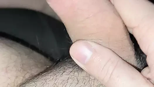 Horny amateur jerking off in bed