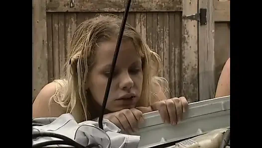 Yvonne Paradise: Mekanik her şeyi içimde hissettiriyor