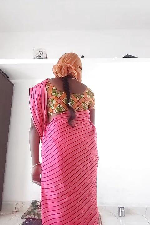 Swetha tamil eş saree soyunmak sıcak ses