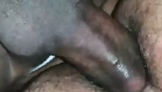 Taşlamacı büyük yarak üstten sikiliyor mumbai chub götünü prezervatifsiz sikiyor