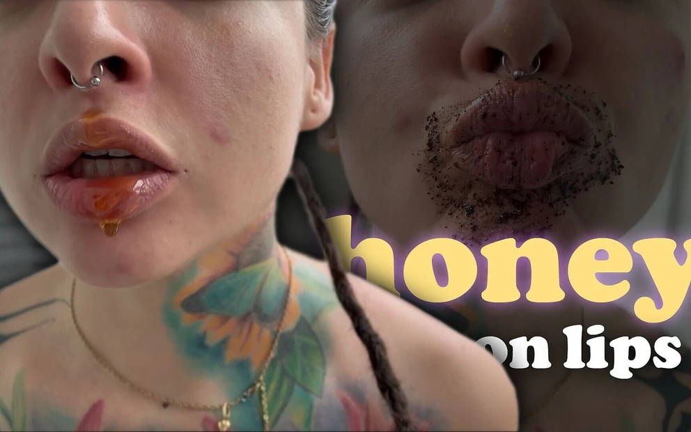 Присоединяйся ко мне, чтобы отшелушить мои губы с медом и кофе