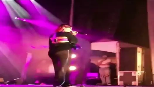 Nelly furtado derlemesi