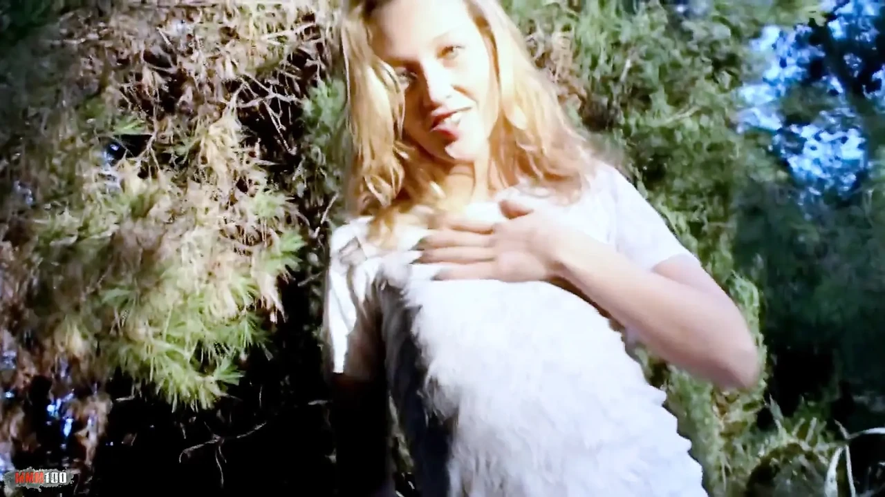 True Blue Ladymargaux Great Blonde Lady Margaux Removing Clothes In The Woods (Latest Sydney) - Brisbane Locals Only - Australian Sex Video