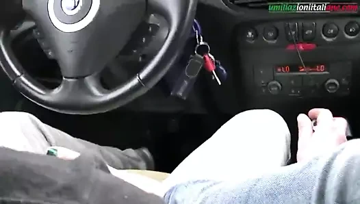 Arabada giulia tam ayak hakimiyeti ile sürüş