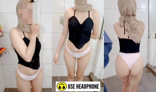 Bohsia Tudung Pepek Tembam Batang Pakwe'yi banyoda biniyor. Malay Kız Başörtüsü