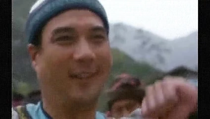 Neşeli dev tanrıça