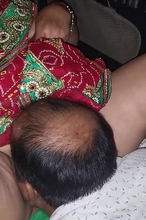 Развлечение извращенный случайный водитель таксиста развлечение с извращенным водителем кабины