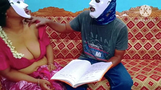 Öğrenci ateşli öğretmeninden her şeyi baştan çıkarıyor ve alıyor - yüksek sesle inleyen tamil erotik video