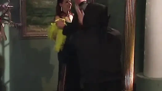 Retro Sevişme, Oral Seks, Anal Ve Şehvetli Orospu