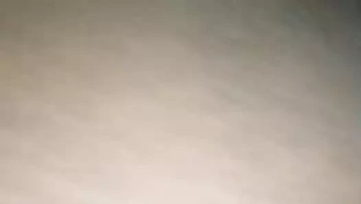 Büyük siyah anneanne kıllı kedi