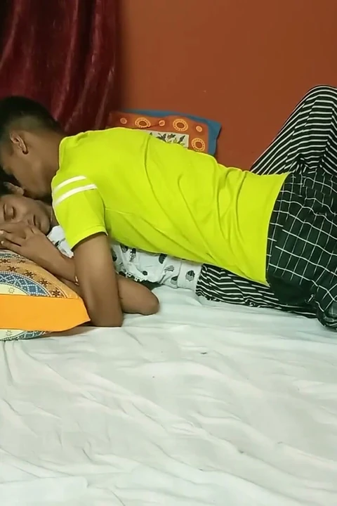 18 yaşındaki Hintli sevimli kız seksi!