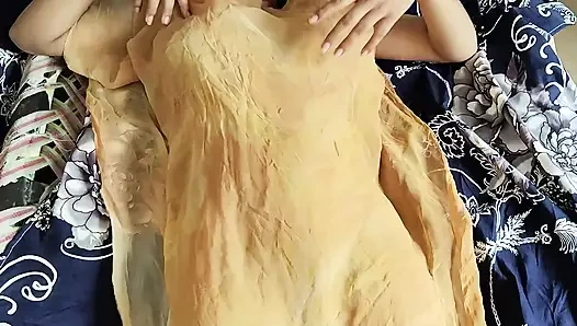 Pakistanlı kız üvey erkek kardeşi ile anal seks yapıyor