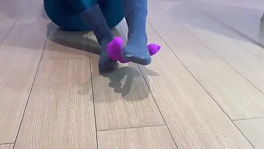 Мне нравится, что ты должен выполнять мои приказы, чтобы вести себя хорошо