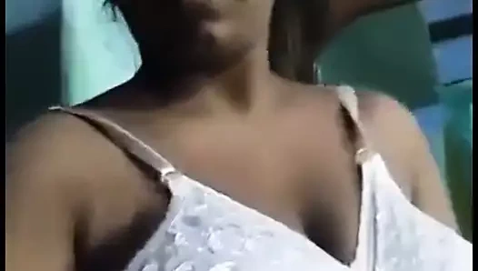 Bengal kız erkek arkadaşı için gösterilen