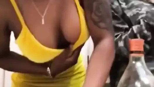 kamerada iken kardeşinin erkek arkadaşı yanıp söner