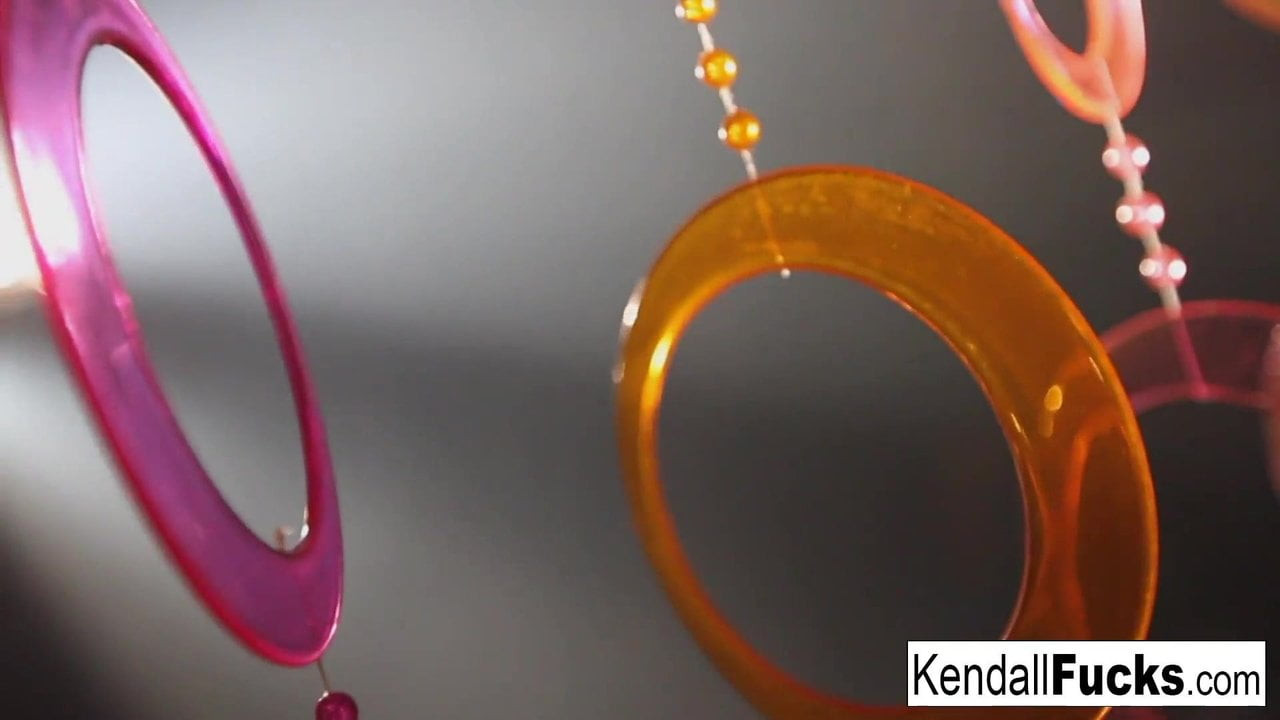 Busty kendall karson sikikleri süper sıcak busty natasha güzel