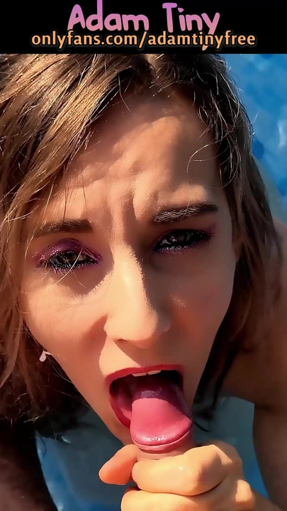 Глотая эту порцию спермы с улыбкой на ее лице